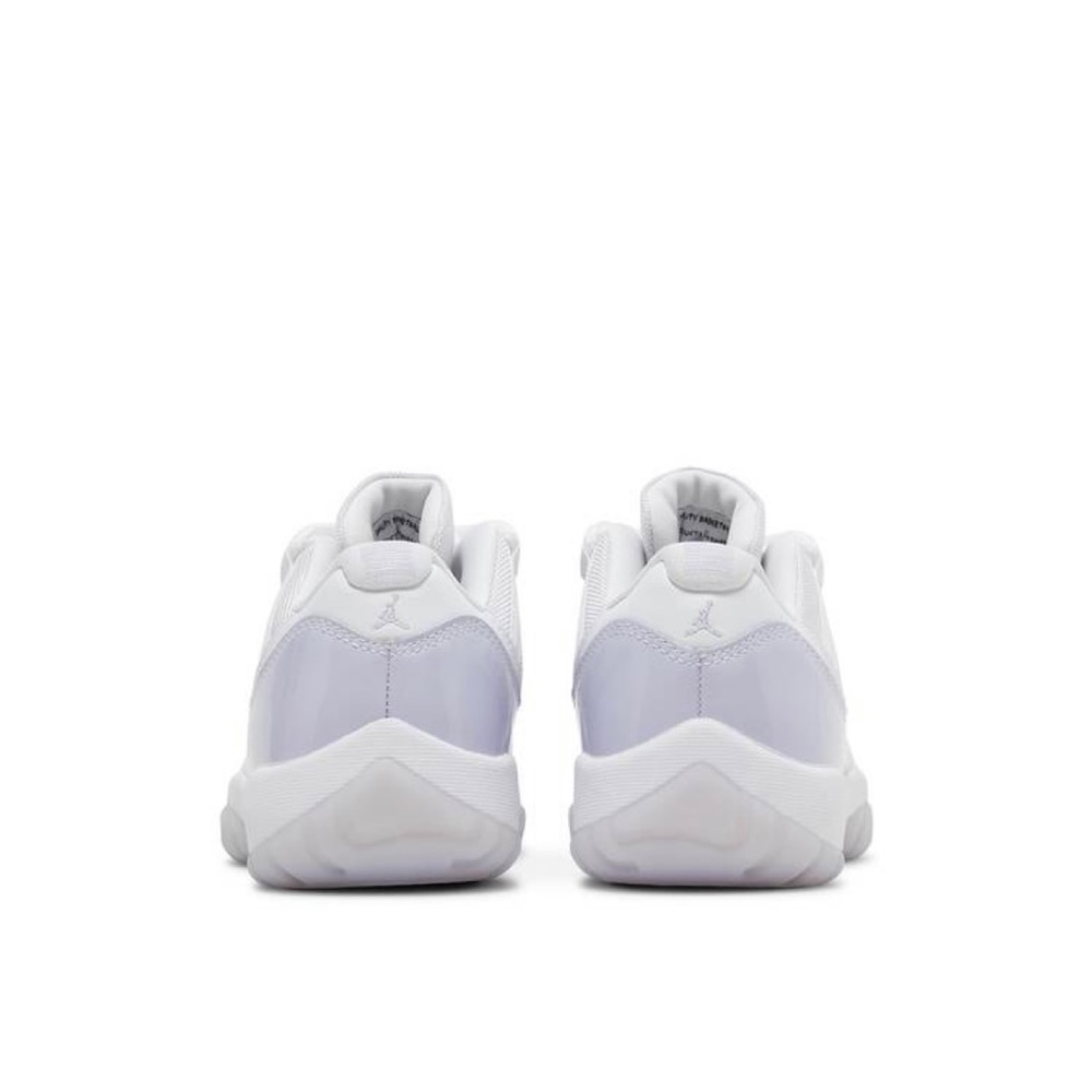 Jordan Retro 11 Violet